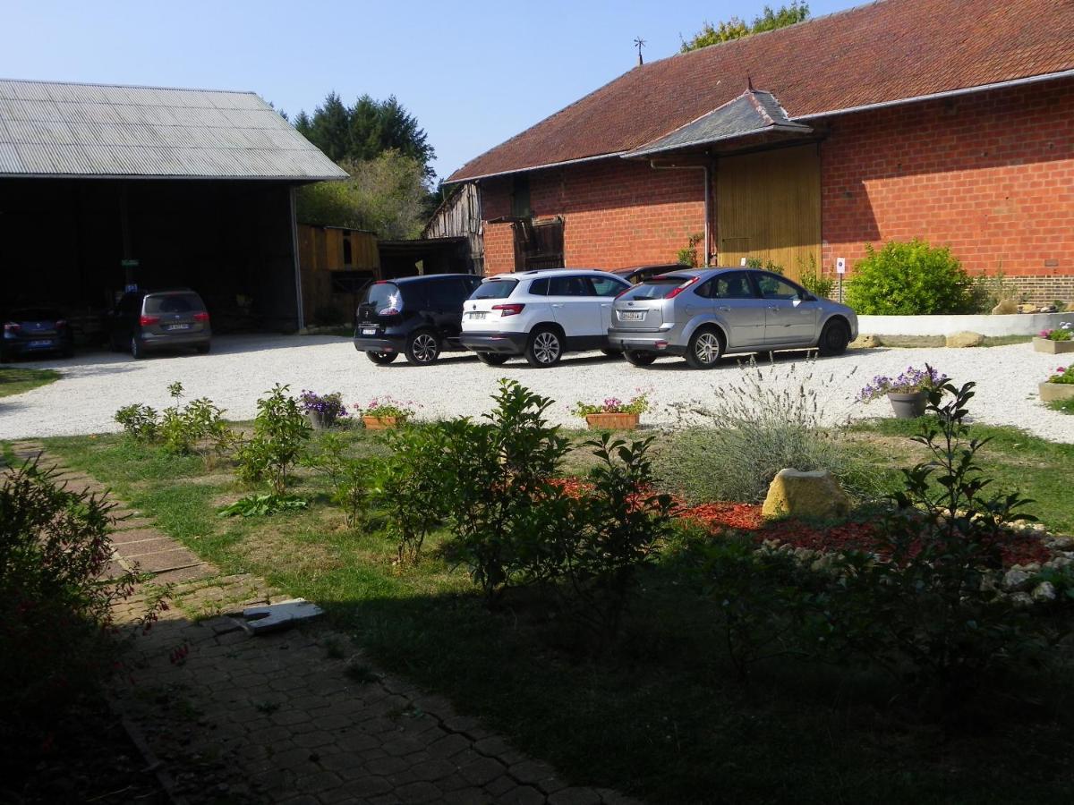 Les Gites Du Lavoir Villemoiron-en-Othe Esterno foto