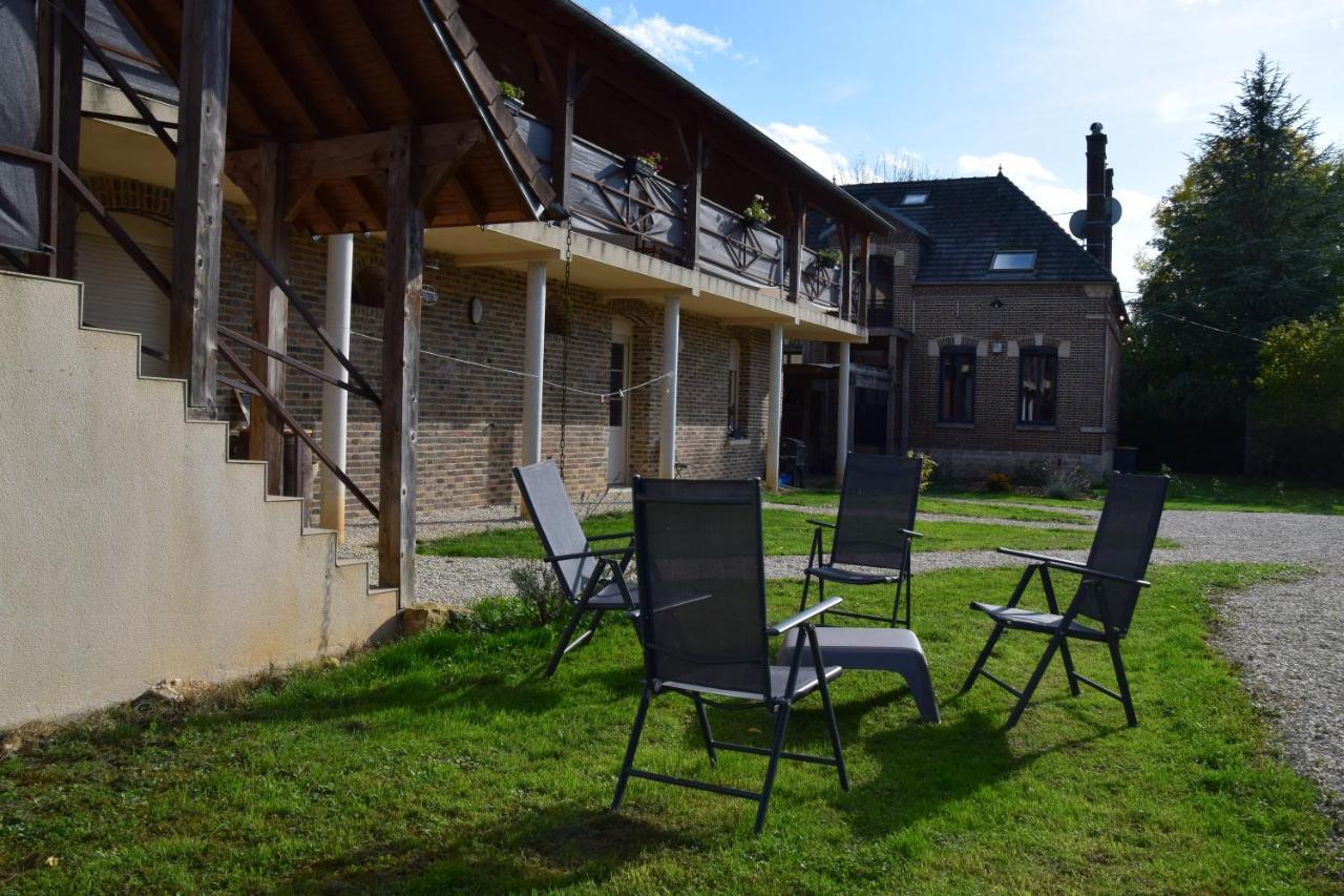 Les Gites Du Lavoir Villemoiron-en-Othe Esterno foto